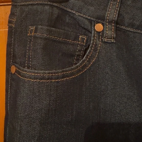 NWOT, CAbi Dark Wash Boot Cut Flare Jeans, size 10 Long - Picture 6 of 9